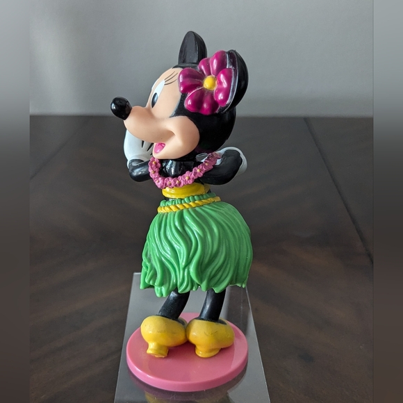 Minnie Mouse Hula Dance Bobble Figure - Picture 6 of 9